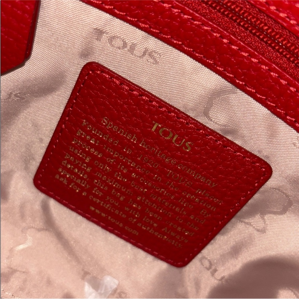 ๐ฆโ๐ฅ {PRICE FIRM} TOUS Red Leather Sherton Crossbosy Bag - Picture 6 of 7